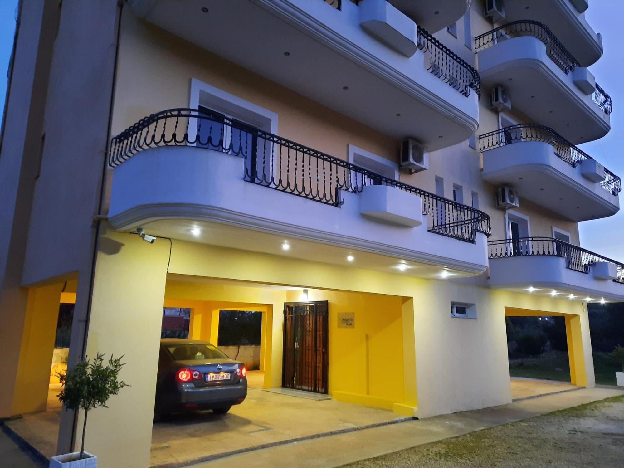 Amarildo Hotel Himare Exterior photo