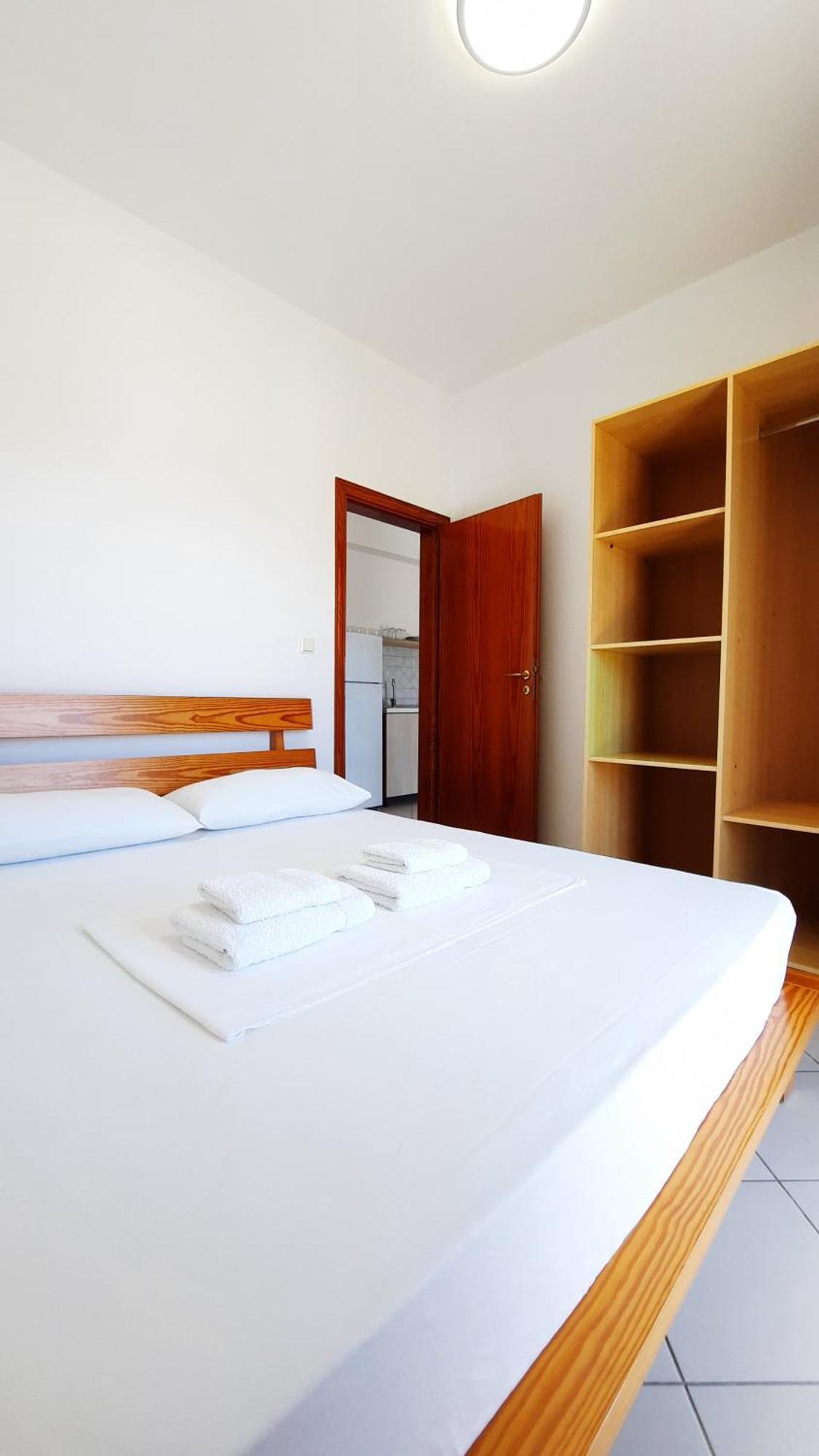 Amarildo Hotel Himare Exterior photo