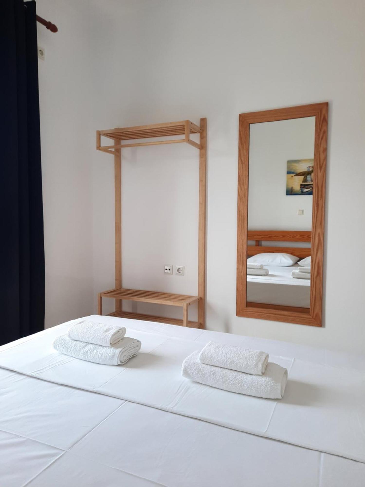 Amarildo Hotel Himare Exterior photo